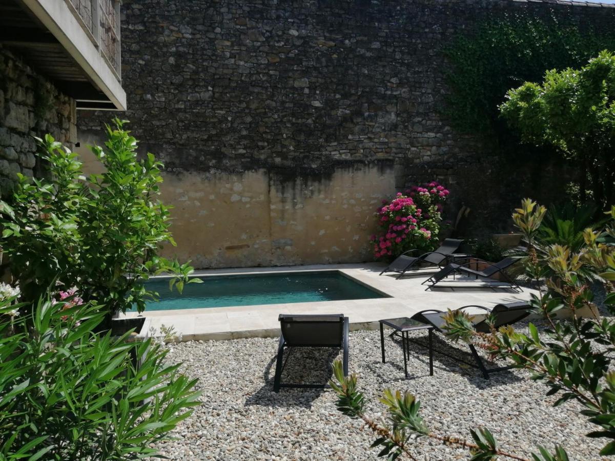 Gîte d'Emeline Bourdic Exterior foto